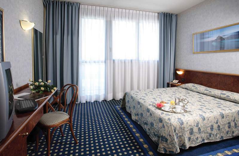 B&B Hotel Bologna Кастел Маджиоре Экстерьер фото